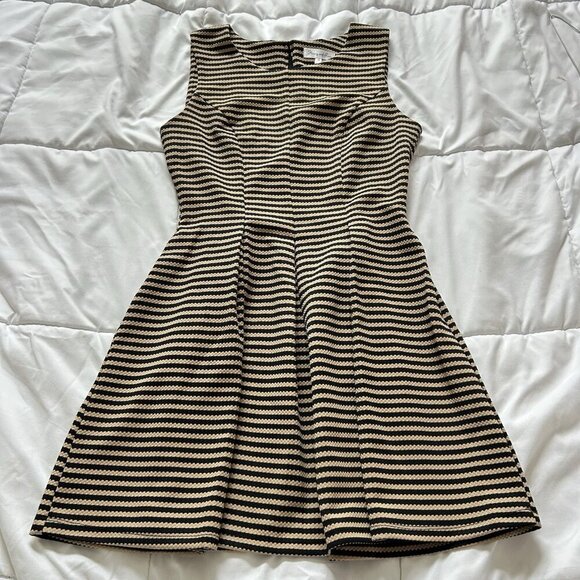 Honey And Rosie Womens Medium Fit & Flare Dress Black Tan Striped Sleeveless - Picture 1 of 8
